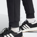 Men's adidas Manchester United Essentials Trefoil Tracksuit Bottoms - La Liga Soccer