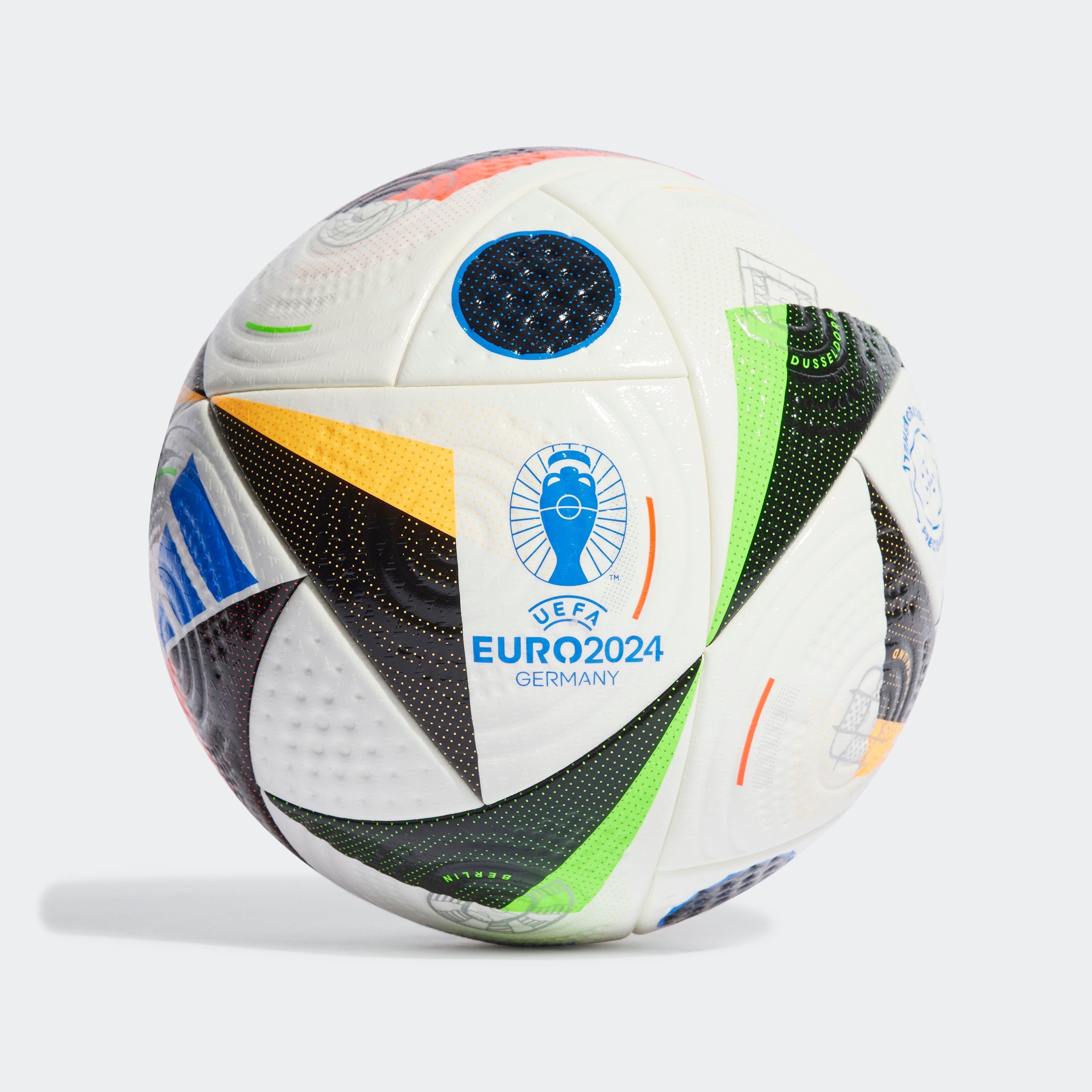 adidas サッカーボール ユーロクオリティ プロボール IQ3682 adidas Fussballliebe Pro Football