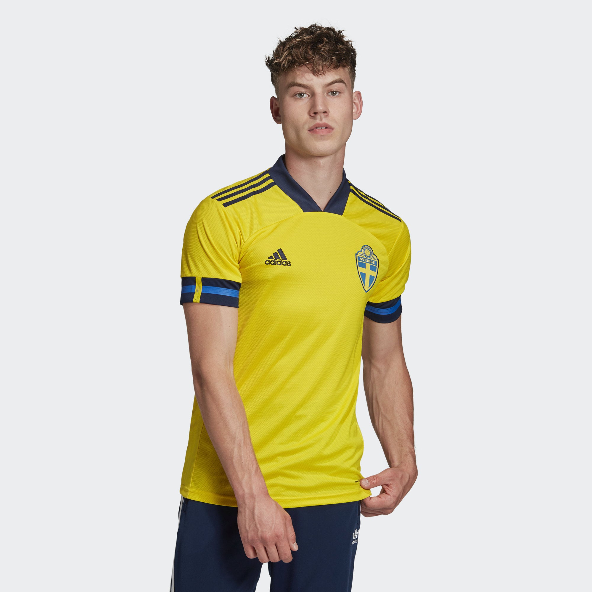 Men's adidas Yellow Sweden National Team 2022/23 Home Replica Jersey