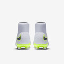 Kids' Nike Jr. Hypervenom Phantom 3 Academy Dynamic Fit FG - La Liga Soccer