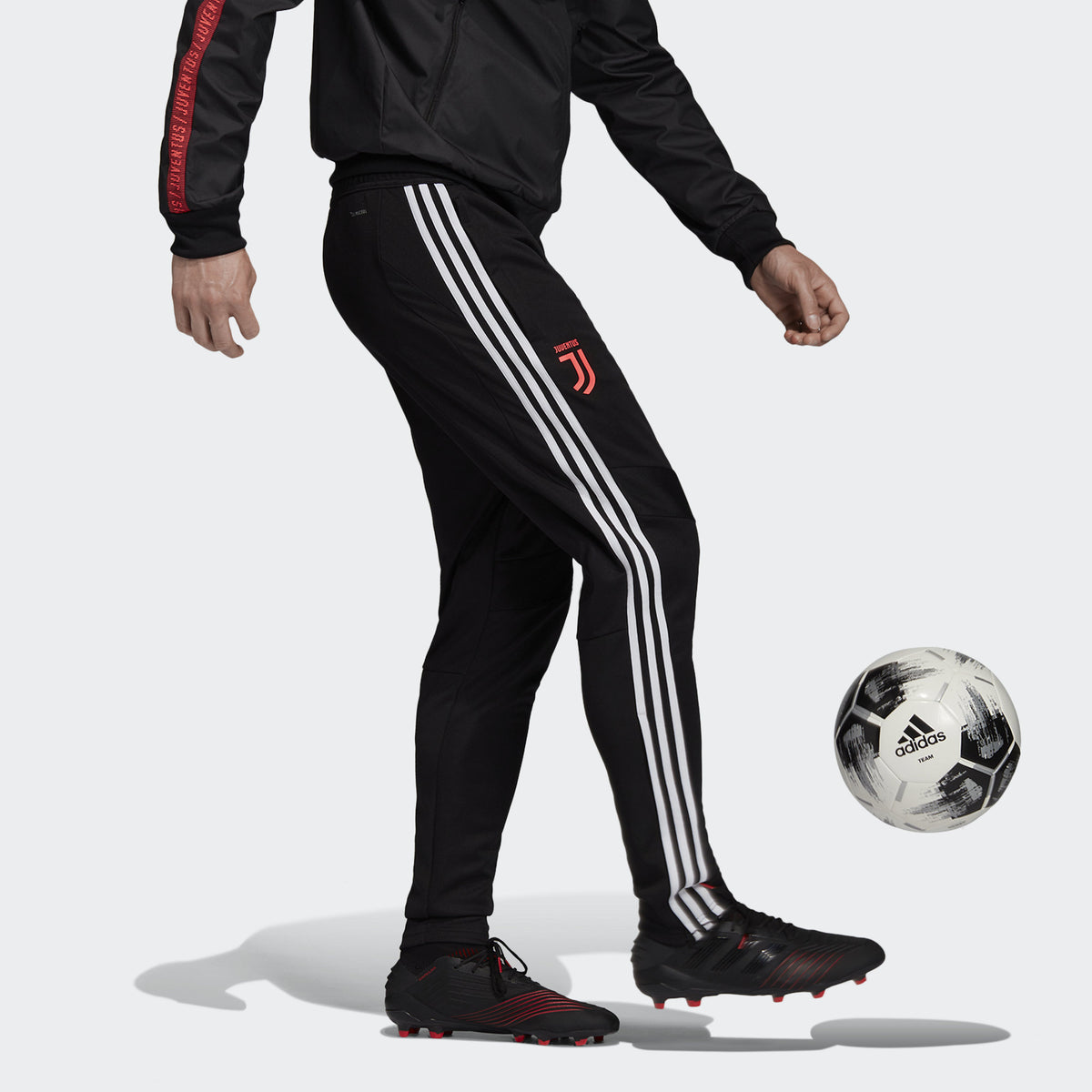 Men s Adidas Juventus Training Pants Black White XL