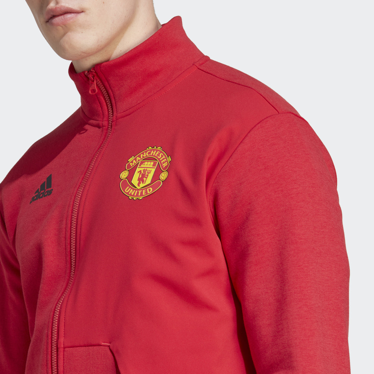 Adidas manchester united jacket 2025